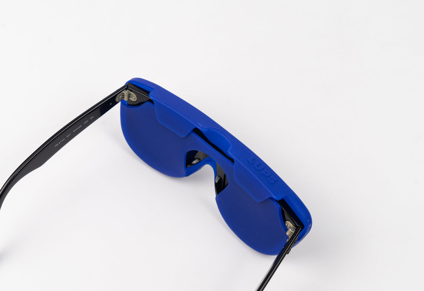 Funda de gafas de silicona azul marino Lups The Case